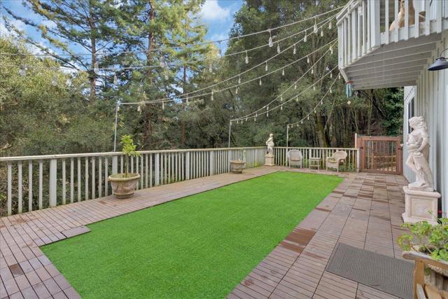 1711 Trout Gulch Road, Aptos CA: https://media.crmls.org/mediaz/d6d6746f-6084-4bea-a818-1f9ff419f188.jpg