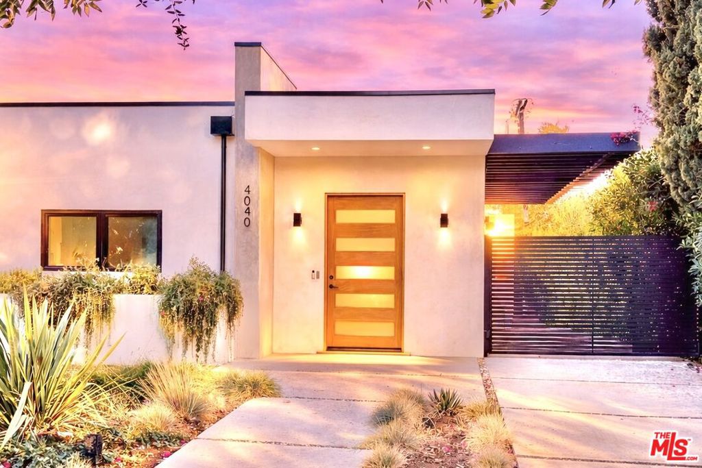 4040 Cartwright Avenue