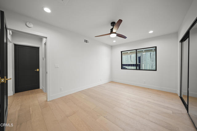 9518 Forbes Avenue, Northridge CA: https://media.crmls.org/mediaz/d6d6af56-8f3c-4e4f-9895-7dcf2c92b857.jpg
