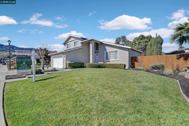 3641 Shenandoah Ct, Pleasanton CA: https://media.crmls.org/mediaz/d6d70590-2dcc-42e4-8eb7-0ee6b75e33b0.jpg