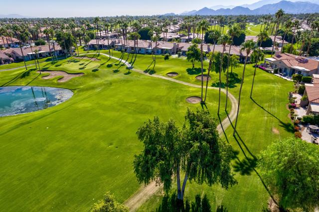 38348 Zinnia E Lane, Palm Desert CA: https://media.crmls.org/mediaz/d6d730cf-158d-4f06-b815-71fc6ff3f620.jpg