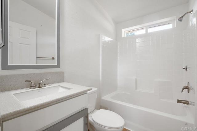 1645 Frisius Drive, Julian CA: https://media.crmls.org/mediaz/d6d76fd7-2551-4b77-bb30-318cf5ae549e.jpg