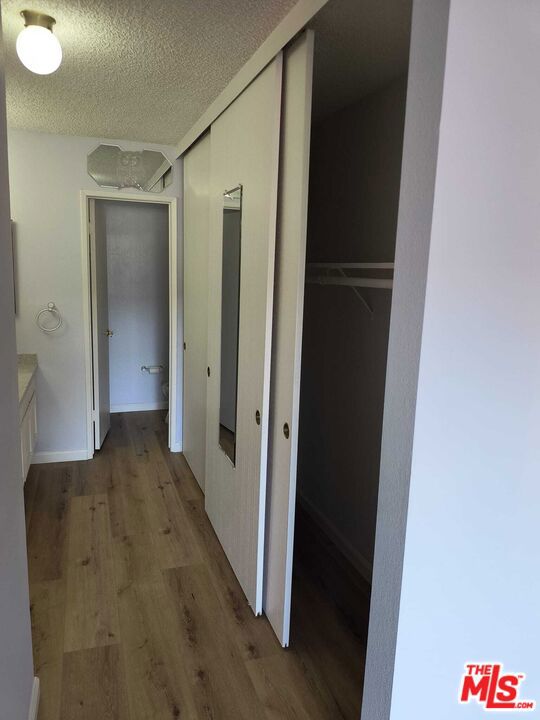 5334 N Lindley Avenue, Encino CA: https://media.crmls.org/mediaz/d6d87c51-c800-4e8e-b83c-587959f75b66.jpg