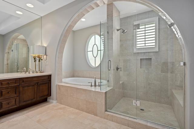 81639 Andalusia, La Quinta CA: https://media.crmls.org/mediaz/d6d89253-d169-40df-9476-14da5ac53e86.jpg
