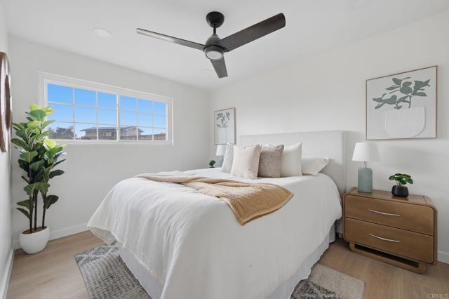 Detail Gallery Image 20 of 35 For 3296 via Bartolo, San Diego,  CA 92111 - 4 Beds | 3 Baths