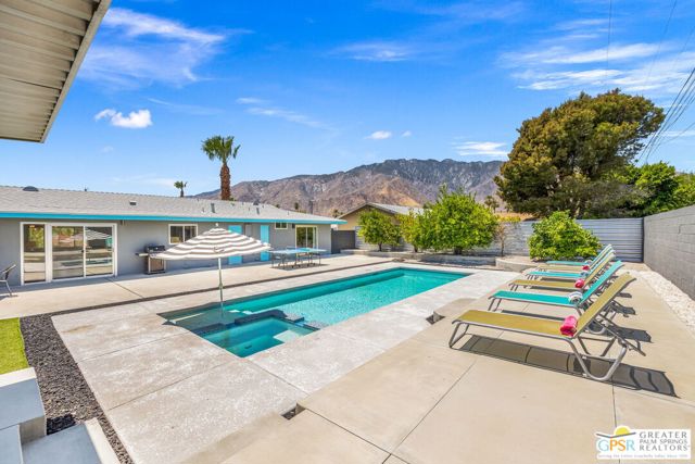 490 East Molino Road, Palm Springs