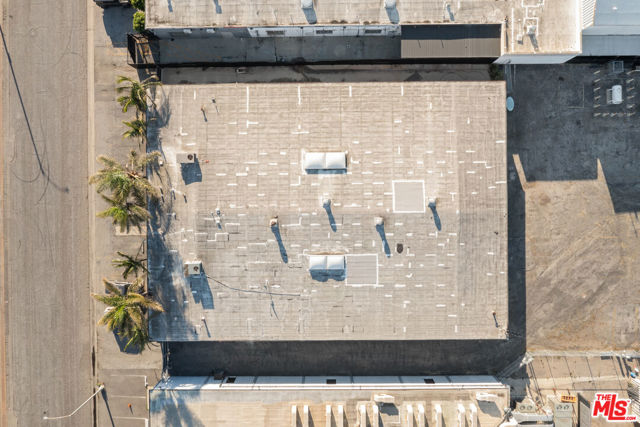 Image 5 of 37 For 3265 59th Street