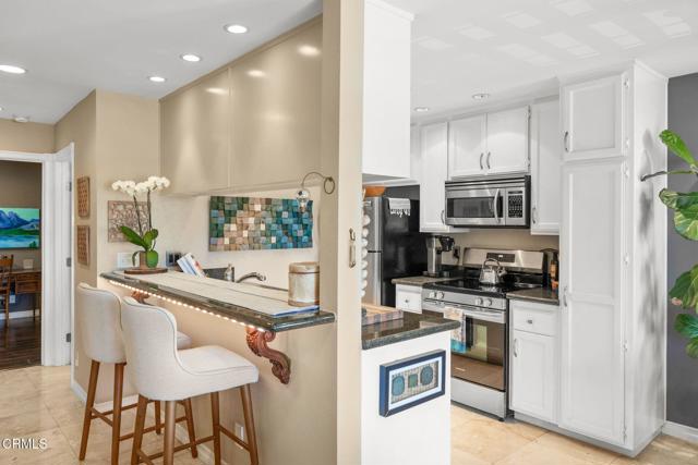2623 Antonio Drive, Camarillo CA: https://media.crmls.org/mediaz/d6dc56da-9667-41de-b5c9-b552b2e1edeb.jpg