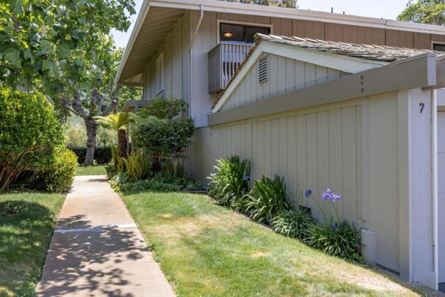 3850 Rio Road, Carmel CA: https://media.crmls.org/mediaz/d6dcb891-5b81-4e67-9ece-32636c37890f.jpg