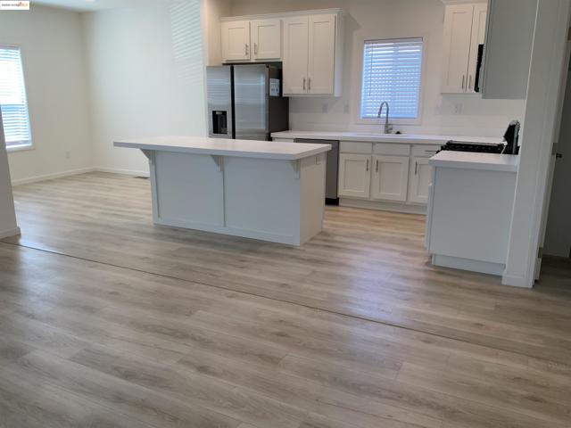 46 Palm Dr., Pittsburg CA: https://media.crmls.org/mediaz/d6dcfb4b-f229-4851-aaf0-6cd97afc8a00.jpg