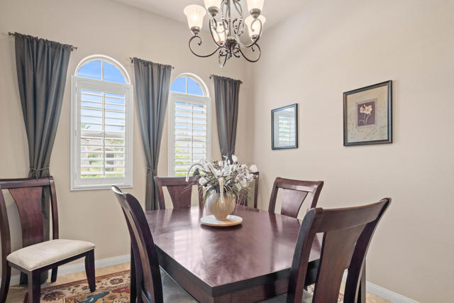 81673 Avenida Alturas, Indio CA: https://media.crmls.org/mediaz/d6ded55c-7b9c-4a2f-ae46-669b1cb512f0.jpg