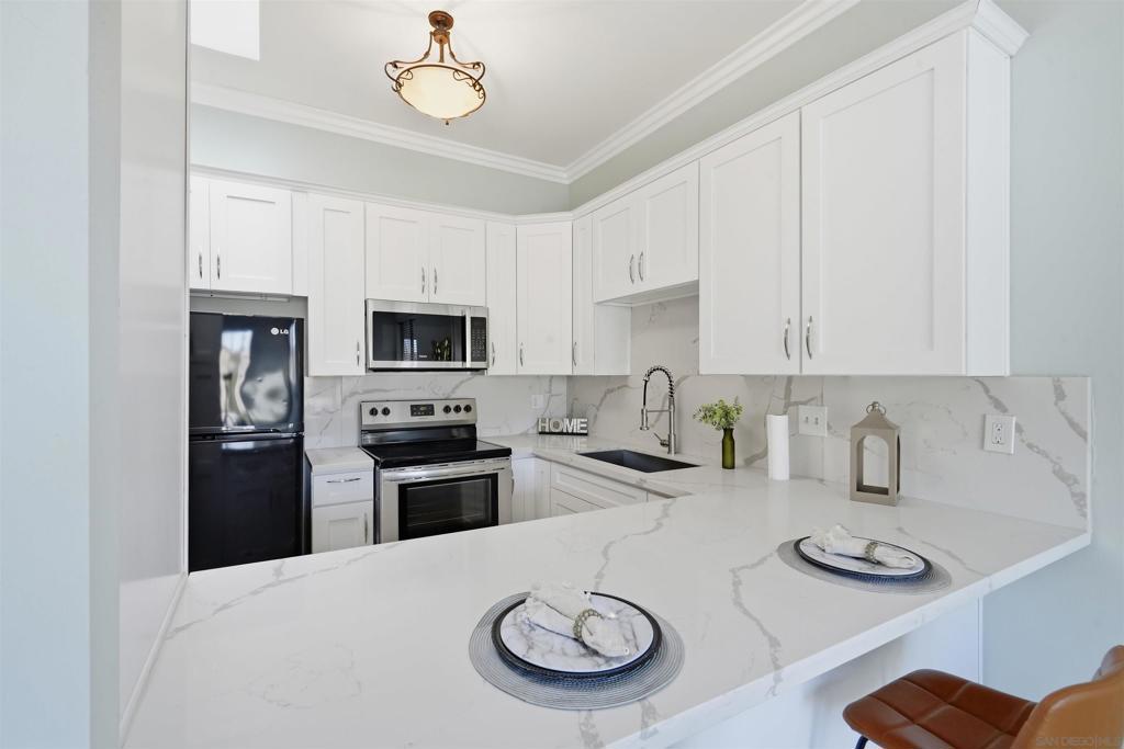 8310 Regents Rd - photo 15