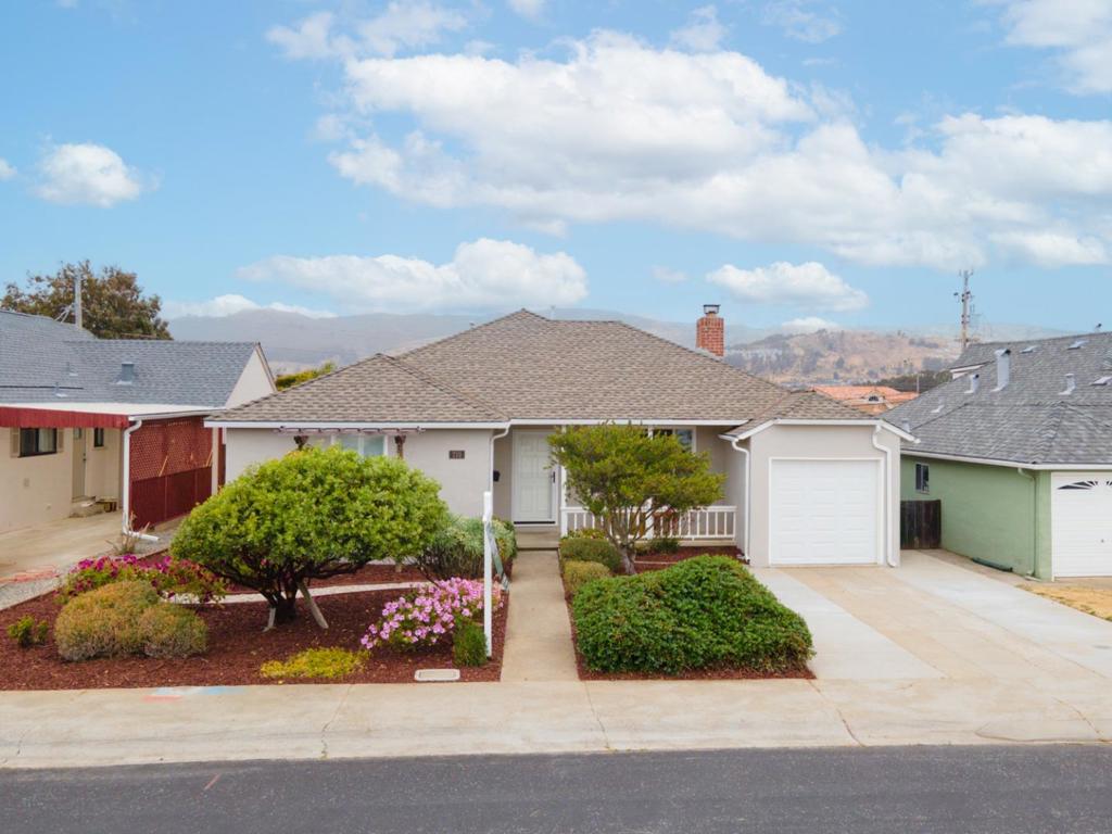 710 Hill Avenue