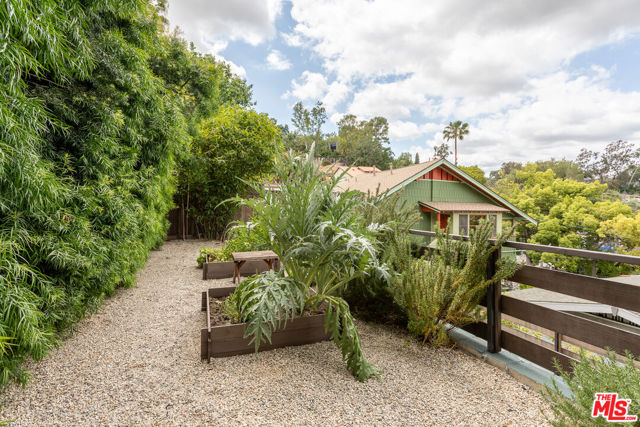 5912 Annan Way, Los Angeles, California 90042, 2 Bedrooms Bedrooms, ,1 BathroomBathrooms,Single Family Residence,For Sale,Annan,23266671