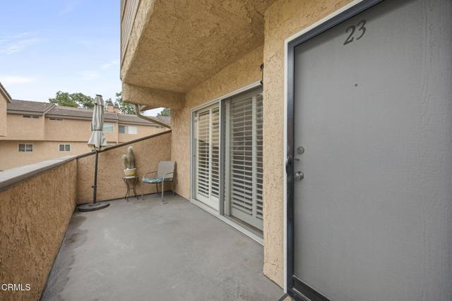 691 County Square Drive, Ventura CA: https://media.crmls.org/mediaz/d6dfc08a-de2b-4972-af15-f54cde602166.jpg