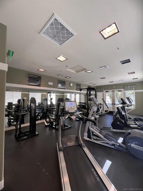 10850 Serafina Ln, San Diego, California 92128, 2 Bedrooms Bedrooms, ,2 BathroomsBathrooms,Condominium,For Sale,Serafina Ln,240017754SD