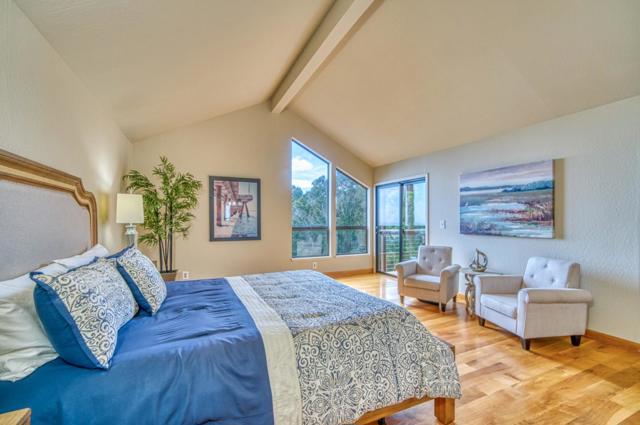 925 Skyward Drive, Aptos CA: https://media.crmls.org/mediaz/d6e0cd26-8e74-4e96-8269-b071130270ca.jpg