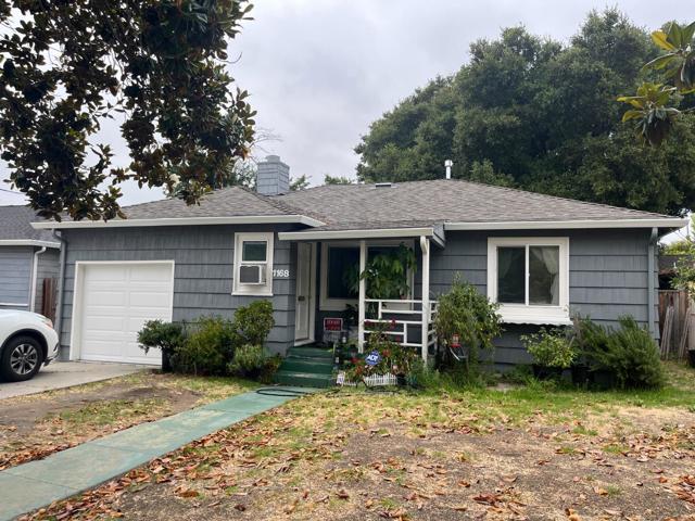 1168 Saratoga Avenue, East Palo Alto CA: https://media.crmls.org/mediaz/d6e1439e-da38-42dc-becf-e200b3de7878.jpg