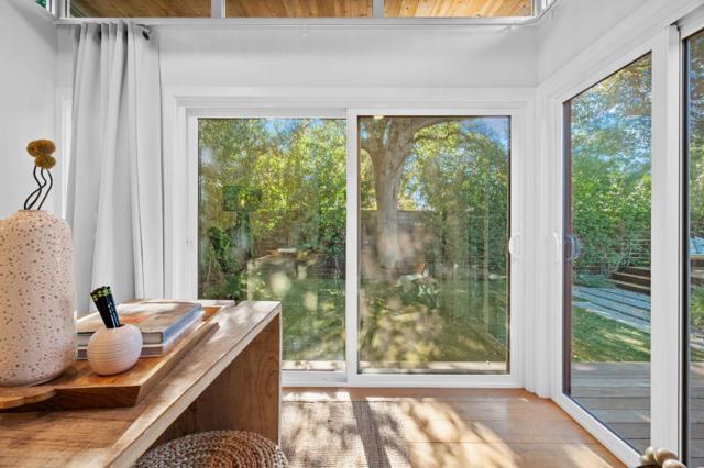 628 8th Avenue, Menlo Park CA: https://media.crmls.org/mediaz/d6e18ab3-eb39-4561-80a8-69af852cdf15.jpg