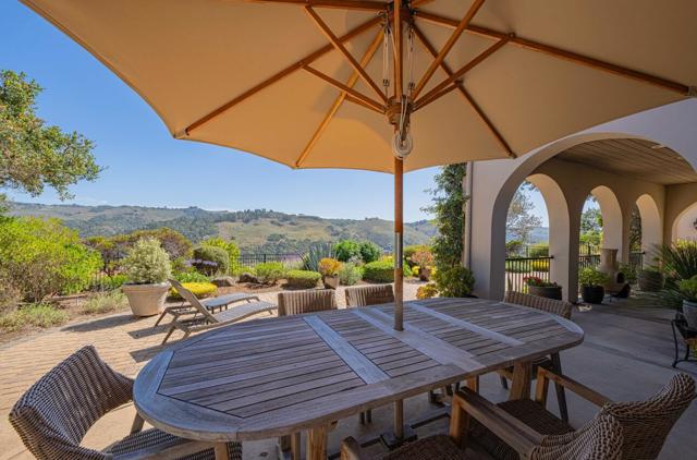 407 Mirador Court, Monterey CA: https://media.crmls.org/mediaz/d6e1f345-064d-47d4-9430-96c505d320a3.jpg