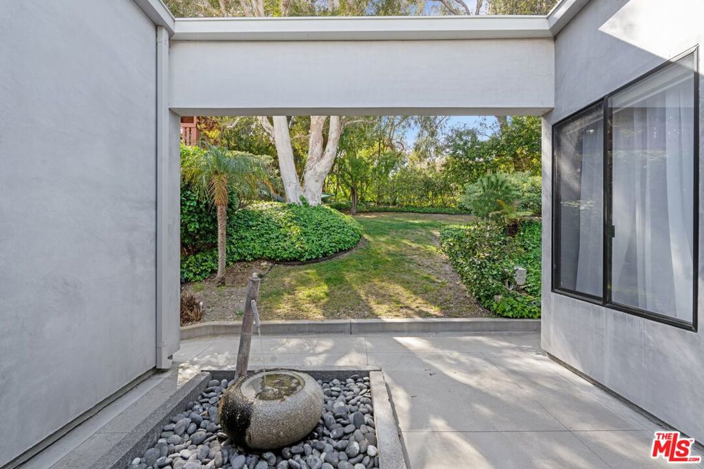 D6E2195D 492A 46Bd B1A1 427A134A16D0 6848 Fernhill Drive, Malibu, Ca 90265 &Lt;Span Style='BackgroundColor:transparent;Padding:0Px;'&Gt; &Lt;Small&Gt; &Lt;I&Gt; &Lt;/I&Gt; &Lt;/Small&Gt;&Lt;/Span&Gt;