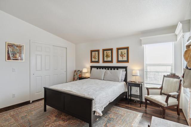 1900 Highway 1, Moss Landing CA: https://media.crmls.org/mediaz/d6e22000-019f-46bf-b798-44353a2dd645.jpg