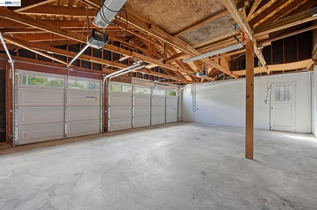 1782 Whitecliff Way, Walnut Creek CA: https://media.crmls.org/mediaz/d6e24b8a-71bb-40e4-ba8d-81a6f9b5da2e.jpg