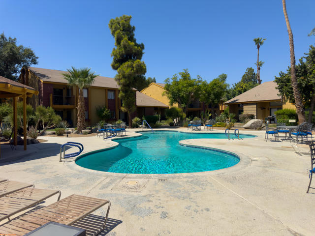 48255 Monroe Street, Indio CA: https://media.crmls.org/mediaz/d6e27f4a-a8df-4870-97cc-0d6db8a04553.jpg