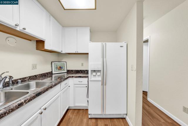 3641 Clayton Rd, Concord CA: https://media.crmls.org/mediaz/d6e2ef63-9b40-47c7-b9af-4da42bc9da5d.jpg