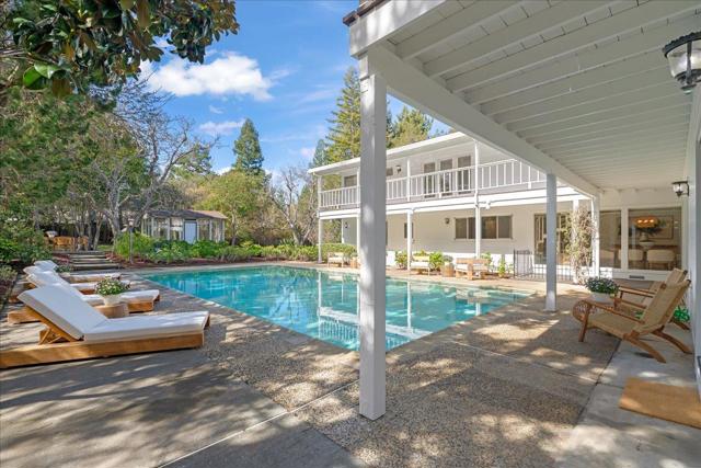 14721 Live Oak Lane, Saratoga CA: https://media.crmls.org/mediaz/d6e2efde-50a6-4ea5-a0e2-2b01fed6b385.jpg