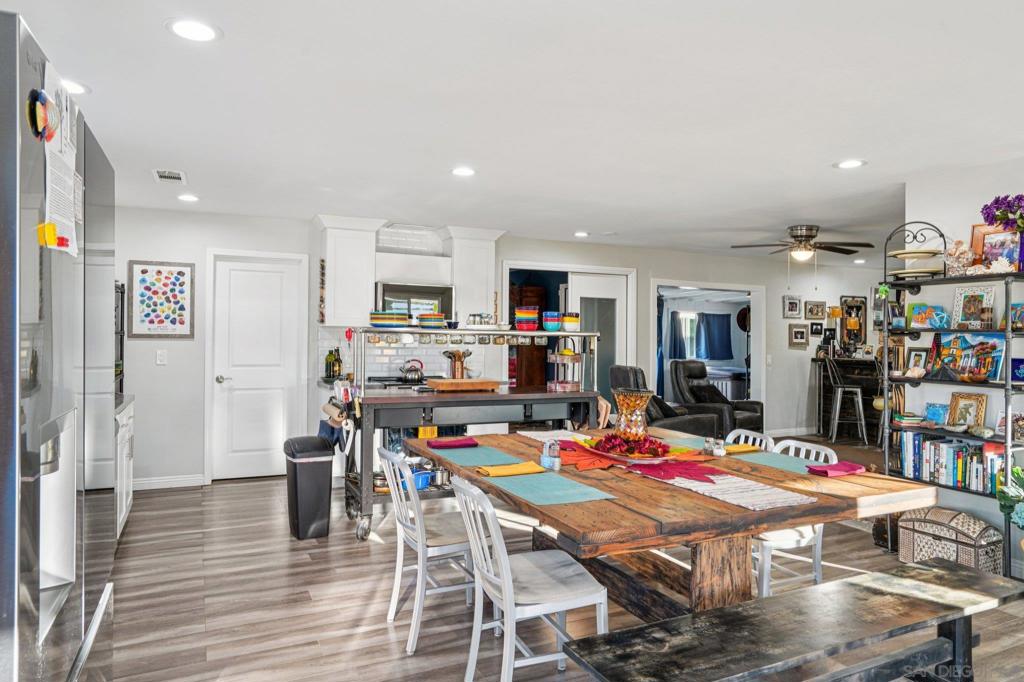 MLS #250043633SD image #3