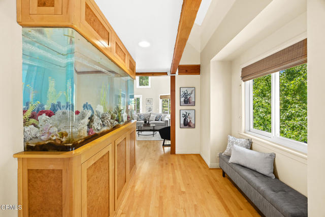 Detail Gallery Image 6 of 24 For 405 Woodcliffe Rd, Pasadena,  CA 91105 - 3 Beds | 2/1 Baths