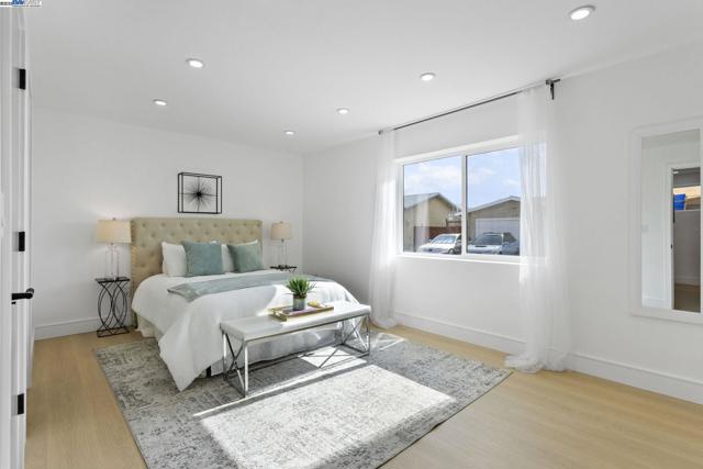 365 Monaco Ave, Union City CA: https://media.crmls.org/mediaz/d6e49c64-df3a-44ea-9ab5-b22ee5f2905f.jpg