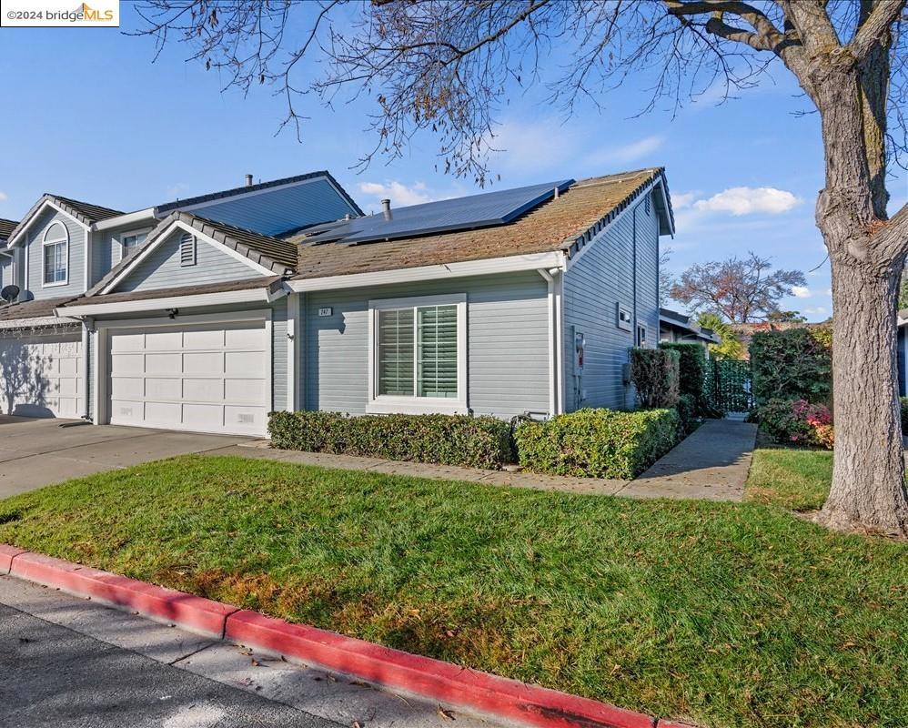 247 Heron Dr