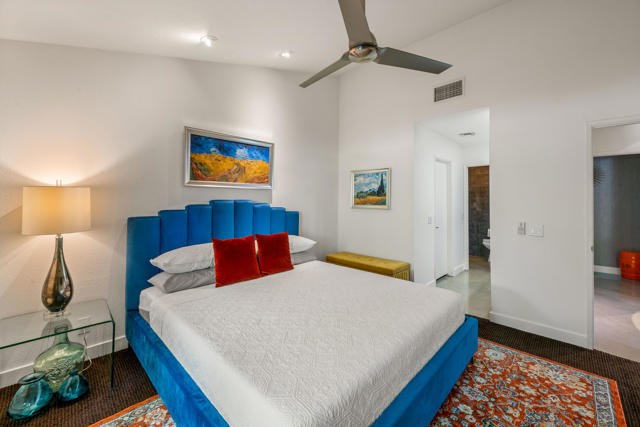 24 Calle Ardilla, Rancho Mirage CA: https://media.crmls.org/mediaz/d6e5bb5c-d830-4e85-acc2-82be88593ded.jpg