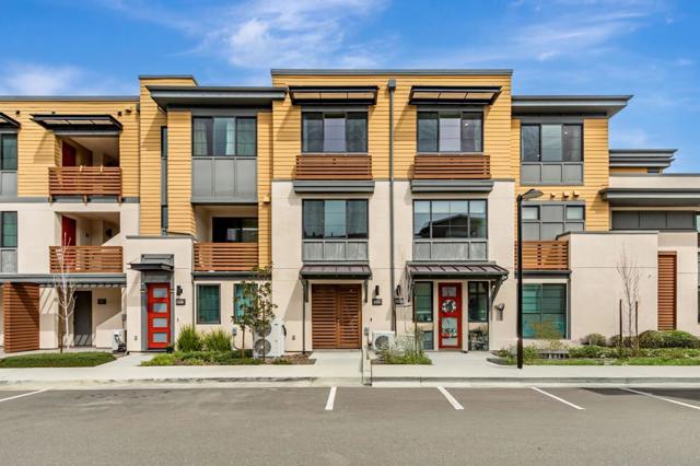 16009 Bartlett Court, Los Gatos CA: https://media.crmls.org/mediaz/d6e5c897-faa0-42d9-af1a-24041a85a4e1.jpg