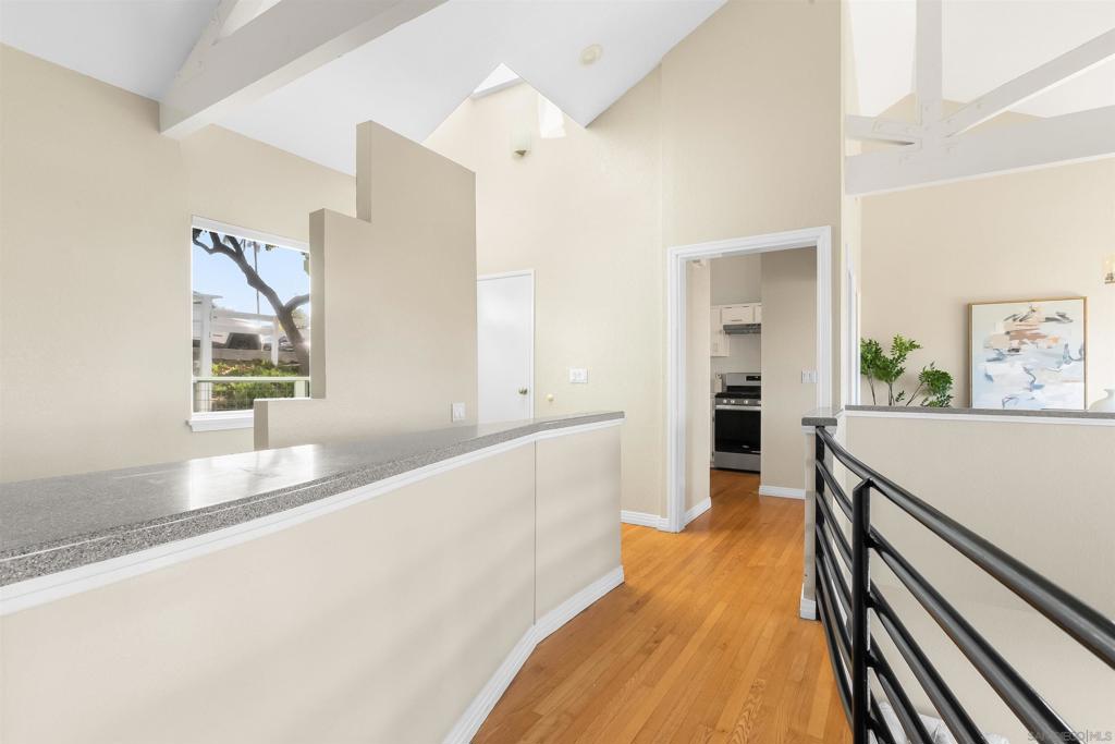 1084 Johnson Ave - photo 13