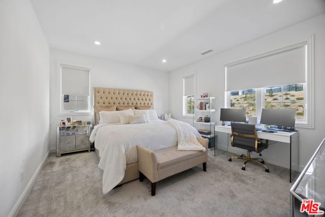 Image 12 of 35 For 11800 Tudor Court