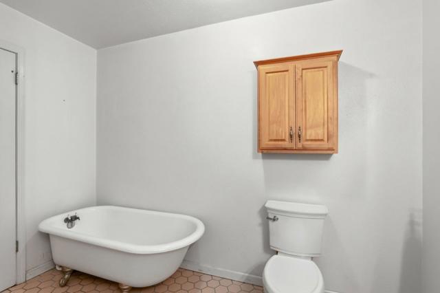 780 Welburn Avenue, Gilroy CA: https://media.crmls.org/mediaz/d6e6d3e3-fd0e-466d-8200-6c3ec5a8964c.jpg