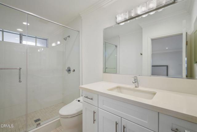1525 Waverly Road, San Marino CA: https://media.crmls.org/mediaz/d6e75656-4afe-449b-b6c1-44e12c46cc2d.jpg