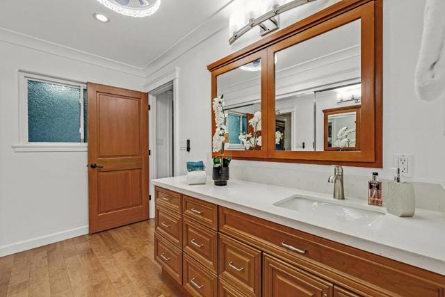 435 Ewing Drive, Pleasanton CA: https://media.crmls.org/mediaz/d6e95c8d-7a97-42ef-b47c-83f2346e59d3.jpg