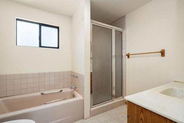 74619 Fairway Drive, Palm Desert CA: https://media.crmls.org/mediaz/d6e9d508-de44-4631-a885-d841431f23de.jpg