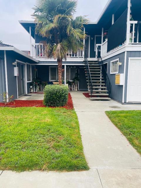 1590 Diablo Drive, Hollister CA: https://media.crmls.org/mediaz/d6eadc60-7e66-44ab-8cc3-7103f453dce6.jpg