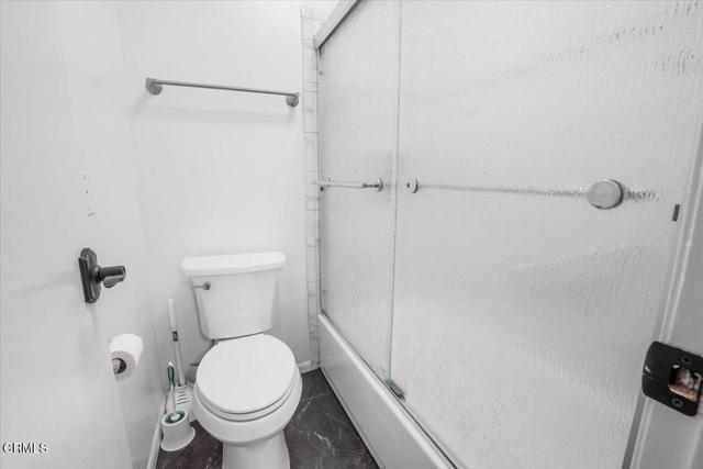 Detail Gallery Image 8 of 27 For 11645 Montana Ave #126,  Los Angeles,  CA 90049 - 1 Beds | 1 Baths