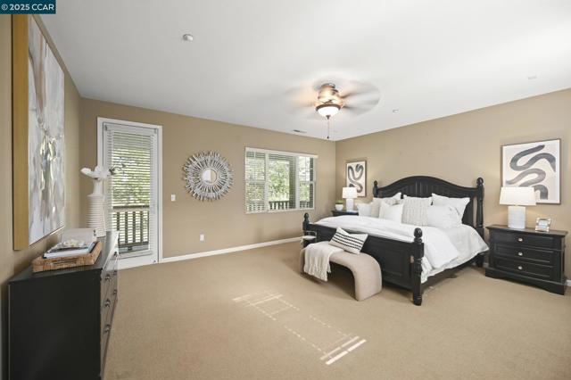 7774 Stoneleaf Rd, San Ramon CA: https://media.crmls.org/mediaz/d6ecc8dd-7c37-48ec-8751-1b2f0508aced.jpg