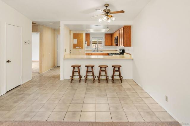 9270 Amys St, Spring Valley CA: https://media.crmls.org/mediaz/d6ee0449-1aa6-47cb-8e18-d81c46a6bfd4.jpg
