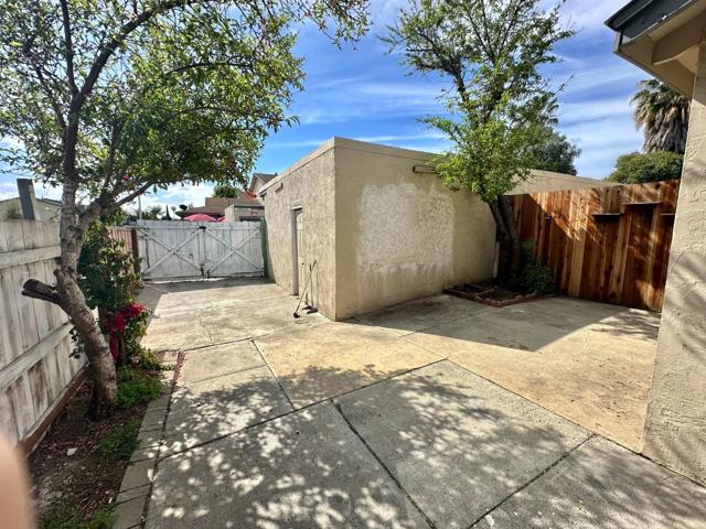 497 Papaya Court, San Jose CA: https://media.crmls.org/mediaz/d6ee61d1-c045-461d-bc71-365710e665d3.jpg