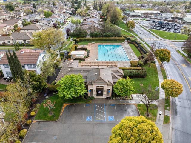 5089 Winterbrook Ave, Dublin CA: https://media.crmls.org/mediaz/d6efa577-49c0-44fa-aaea-2fa843a84efb.jpg