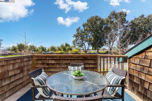 43163 Grimmer Ter, Fremont CA: https://media.crmls.org/mediaz/d6eff1df-e253-424b-9b00-b00366a3196a.jpg