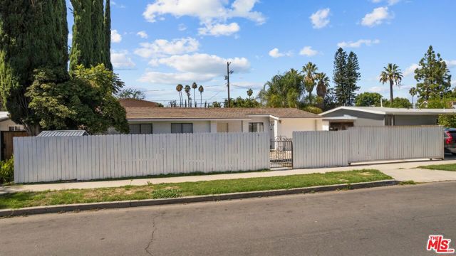 7853 Bothwell Road photo 32